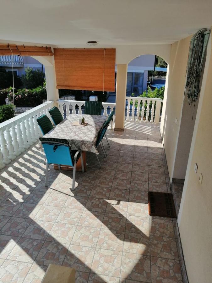 מאנדרה Apartmani Trupeljak מראה חיצוני תמונה
