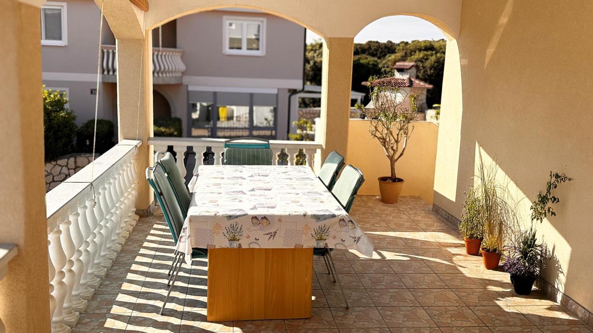 מאנדרה Apartmani Trupeljak מראה חיצוני תמונה