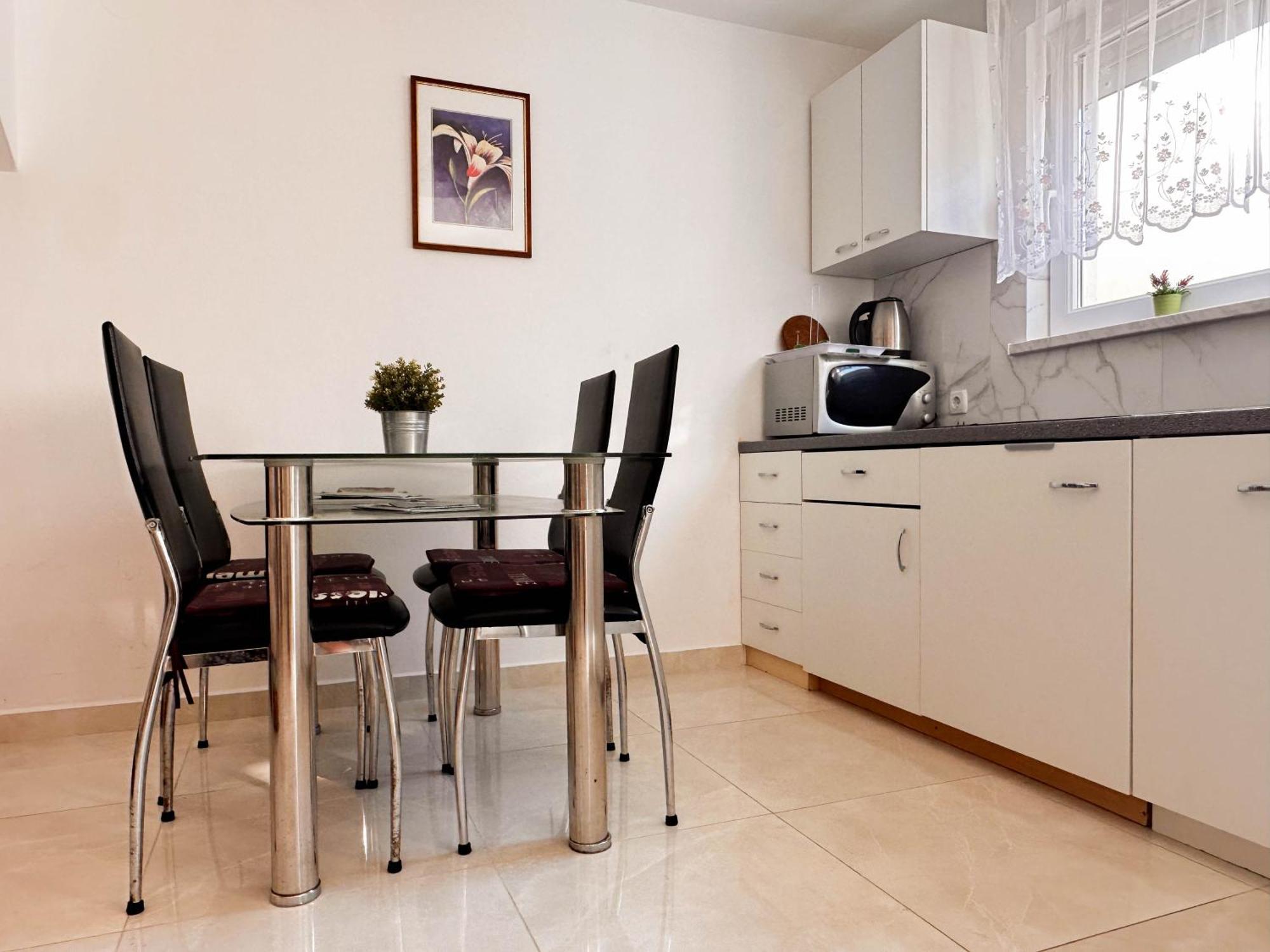 מאנדרה Apartmani Trupeljak חדר תמונה